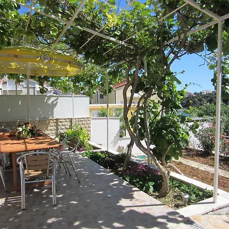 Saldun Apartman Trogir